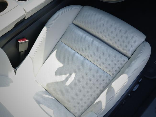 PORSCHE Taycan Photo 13