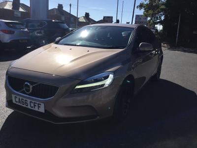 Volvo V40 Photo 4