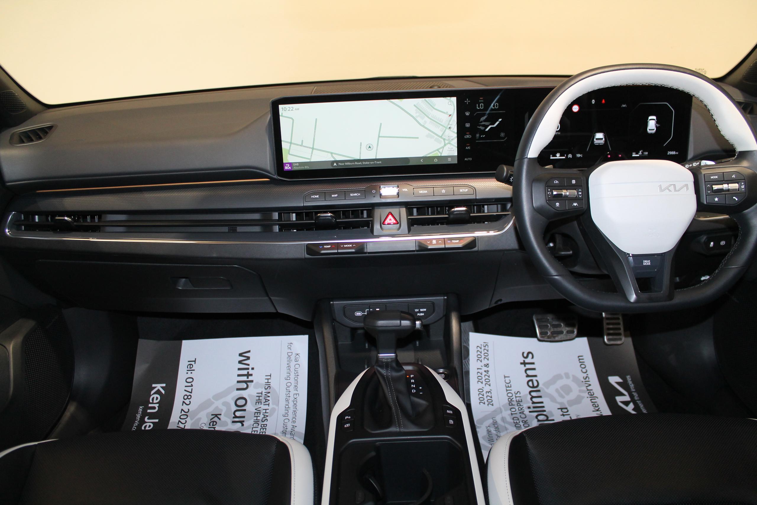 Kia K4 Photo 8