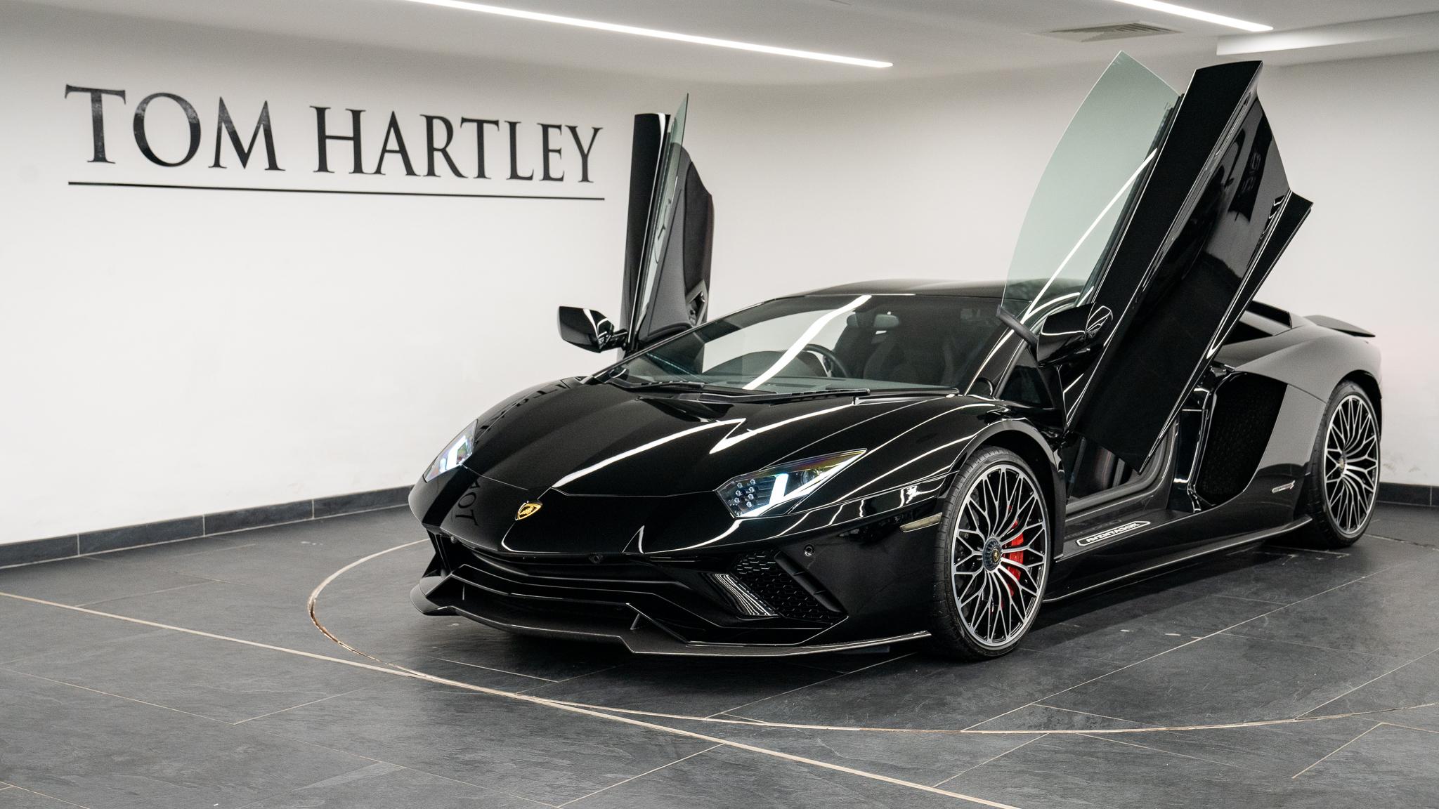 Used 2018 Lamborghini AVENTADOR S LP740-4 £249,950 9,000 miles Nero  Aldebaran | Tom Hartley