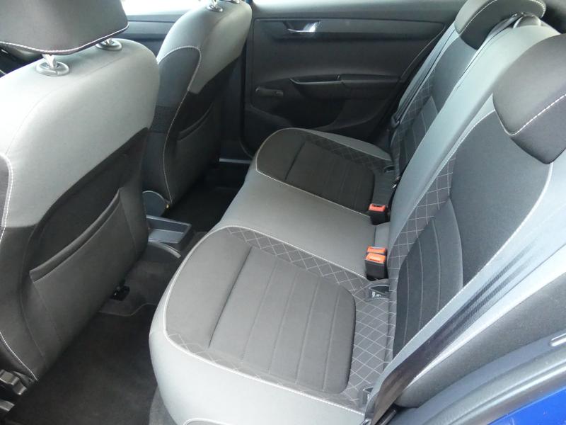 Skoda Fabia Photo 73a65309-a9d1-4641-a92c-90af93122193.jpg