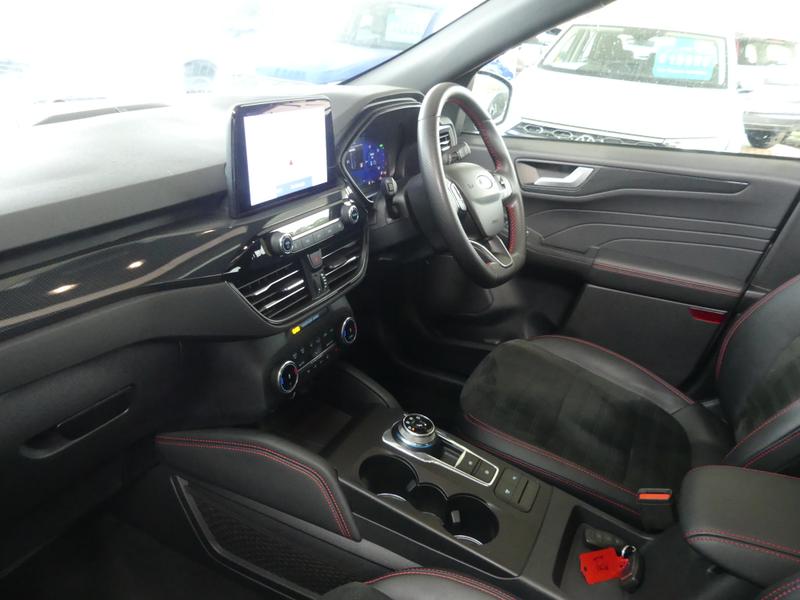 Ford Kuga Photo 73ac3750-f8a4-4fcb-8f38-ac780a825b53.jpg