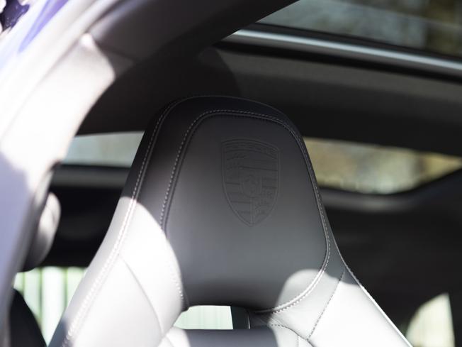 PORSCHE Panamera Photo 14