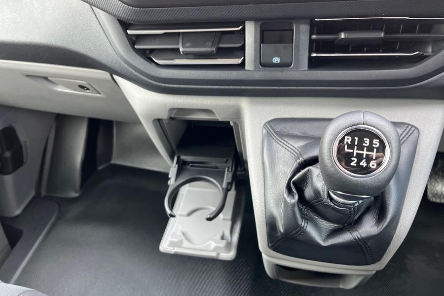 Ford TRANSIT CUSTOM Photo 73b6346e-a073-45c4-99b0-14f24863dae3.jpg
