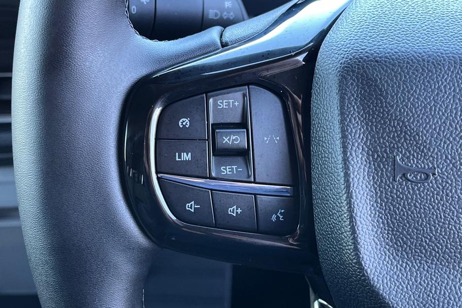 Used Ford TRANSIT CUSTOM 13/N336816 29