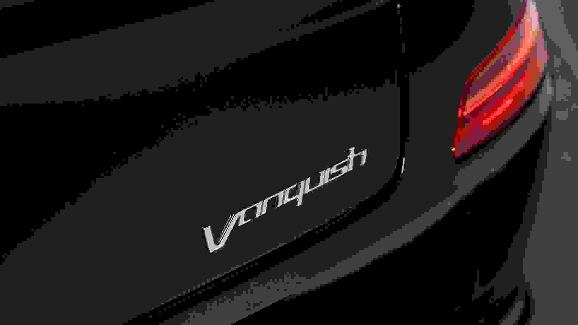 Aston Martin Vanquish Photo 73d99524-cac1-48eb-999d-2c42483b8150.jpg