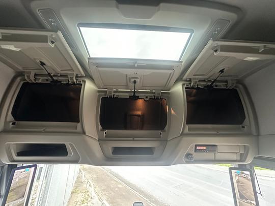 Iveco S-WAY Photo
