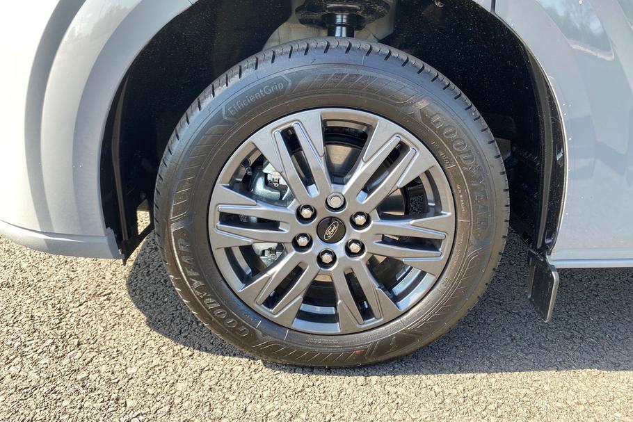 Used Ford TRANSIT CUSTOM NEWCUSTOM13 19