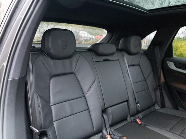 PORSCHE Cayenne Photo 9