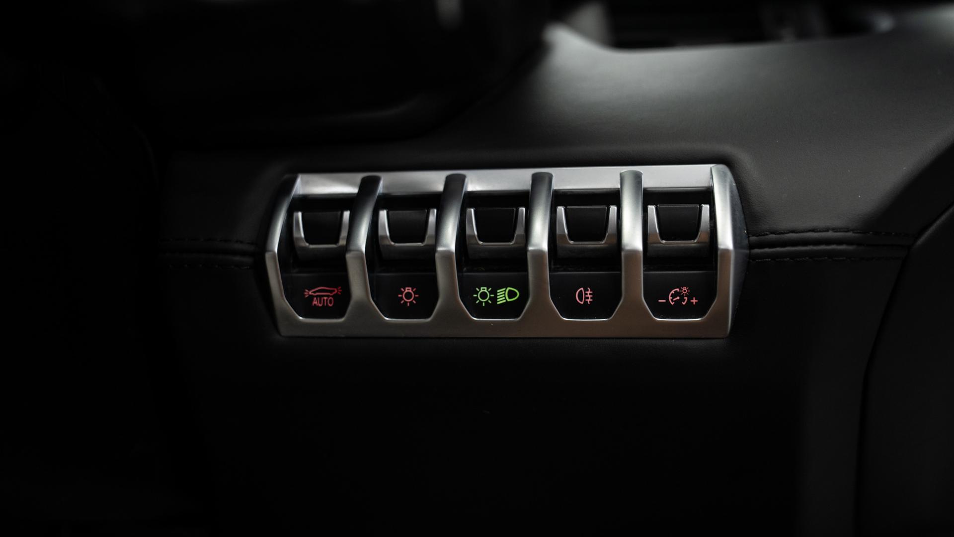 LAMBORGHINI Aventador Photo 741c2de4-2046-4a62-acb1-9801907eca19.jpg