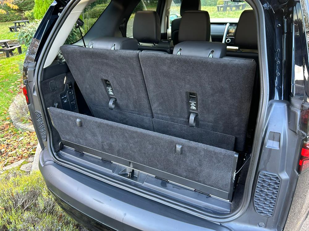 Used Land Rover Discovery YC24LPU 12