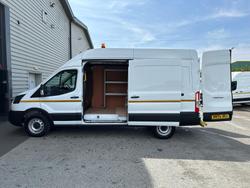Ford Transit Photo 13