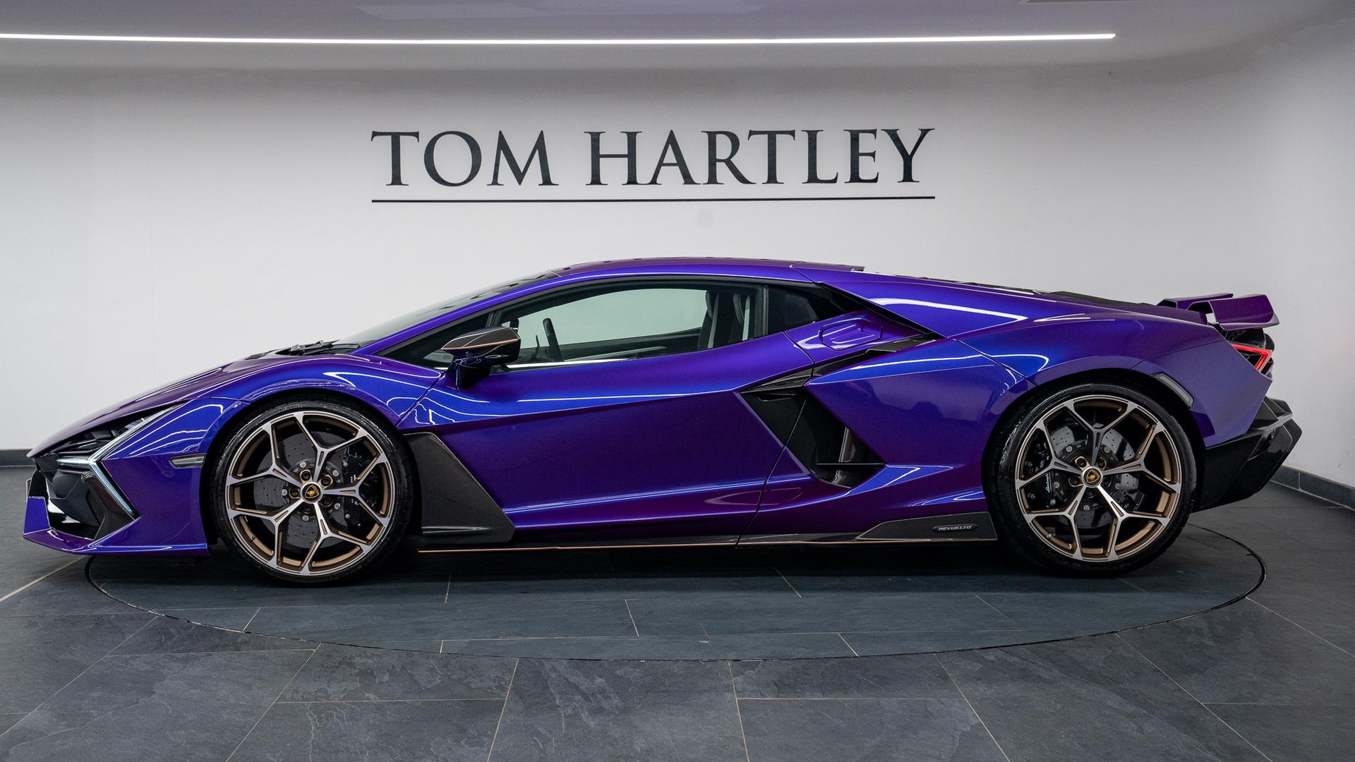 LAMBORGHINI Revuelto Photo 7422bb96-531c-4229-b3c6-c39e9b336e50.jpg