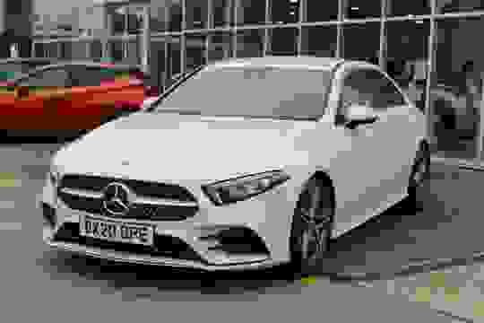 Mercedes-Benz A-CLASS Photo 74251133-074a-48ff-8506-8b8d37080edd.jpg