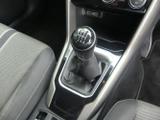 Volkswagen T-Roc Photo 22