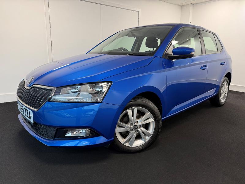 Skoda Fabia Photo 743d0b51-ac16-45b4-92ef-f1a6db1c387a.jpg