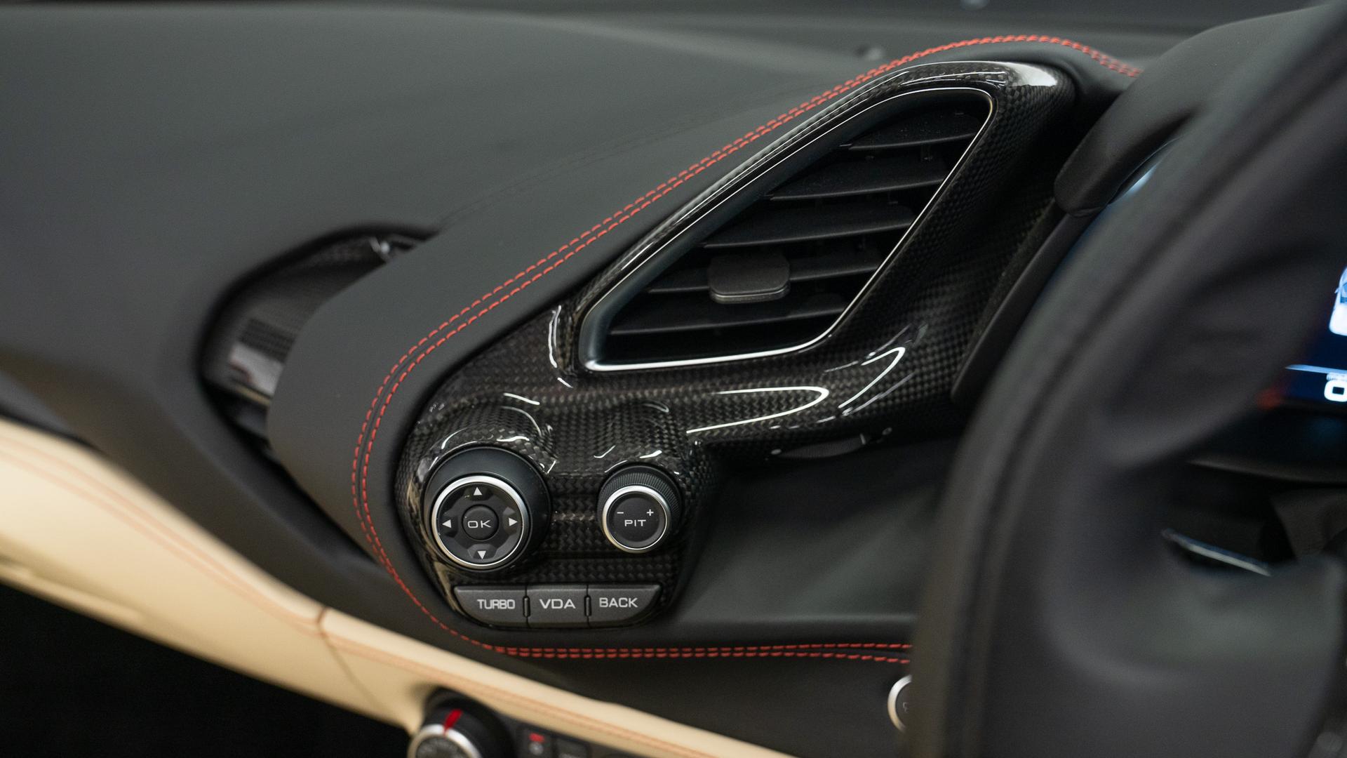 Ferrari 488 Photo 74514cc0-8dca-46e2-9e1d-f29fee210070.jpg