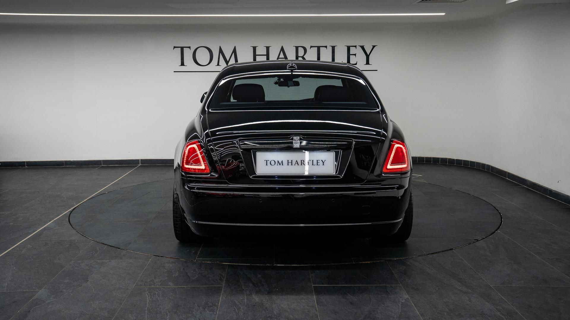 Rolls-Royce Ghost Photo 745db097-d5d5-4640-8d08-17addce21cc9.jpg