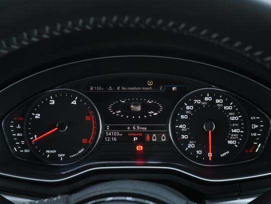 Audi A5 Cabriolet Photo 745e2699-82ca-49b8-bbaa-7d149636a86a.jpg