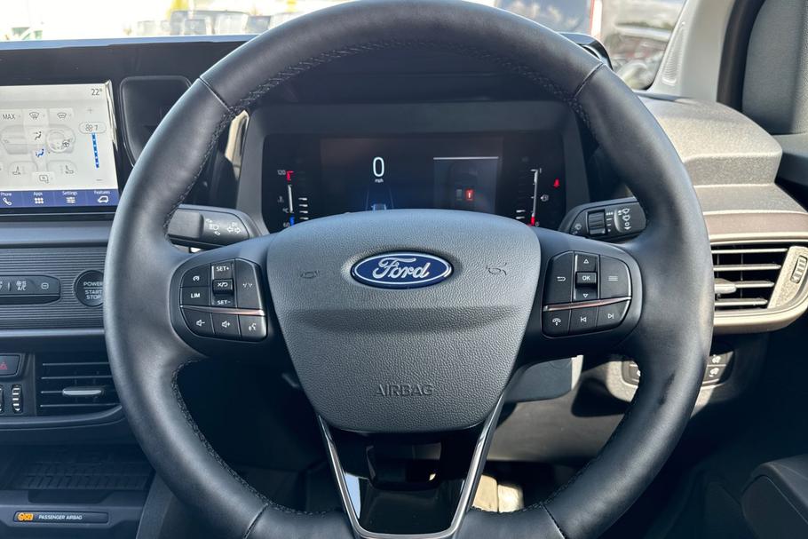Used Ford TRANSIT COURIER 13/N339010 17