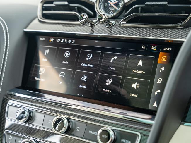 BENTLEY Bentayga Photo 14