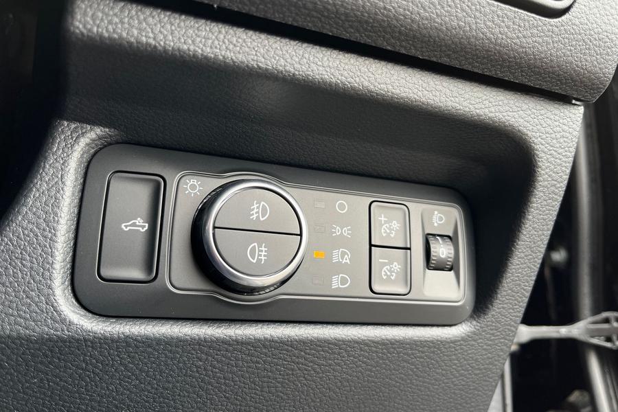 Ford RANGER Photo 74a353d4-f947-4a2a-9172-911521b0bc54.jpg