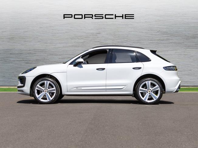 PORSCHE Macan Photo 5