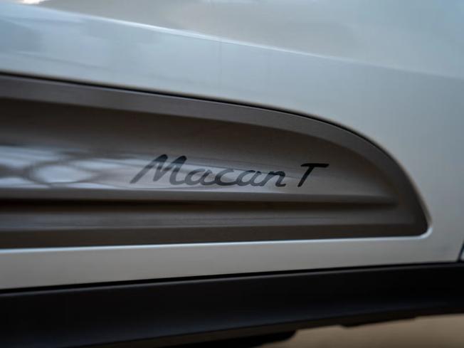 PORSCHE Macan Photo 13