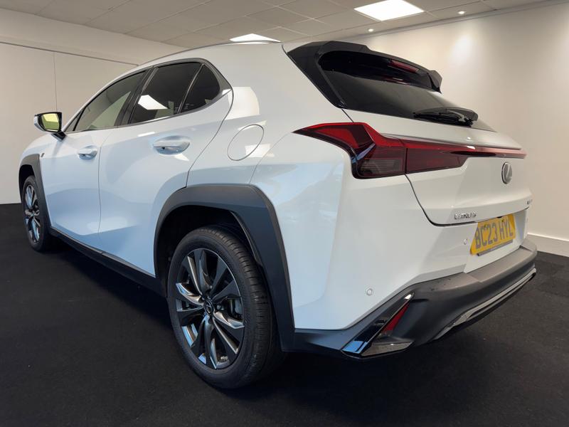 Lexus UX Photo 74c48d78-3df4-45c2-95ca-30059e968167.jpg