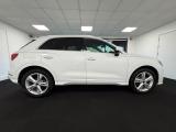 Audi Q3 Photo 8