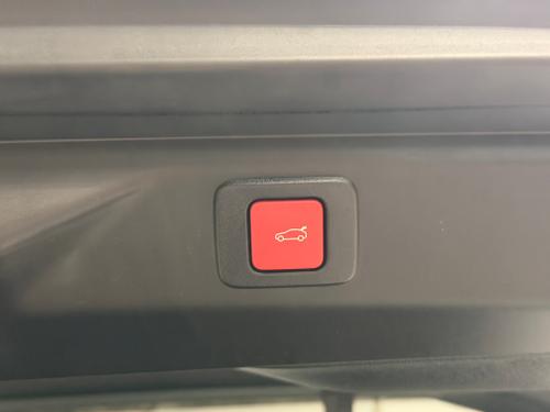 Peugeot E-3008 Photo 74d759d5-9230-442f-b6b7-ff525d0459a7.jpeg