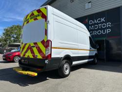 Ford Transit Photo 15