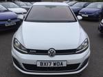 Volkswagen Golf Photo 3