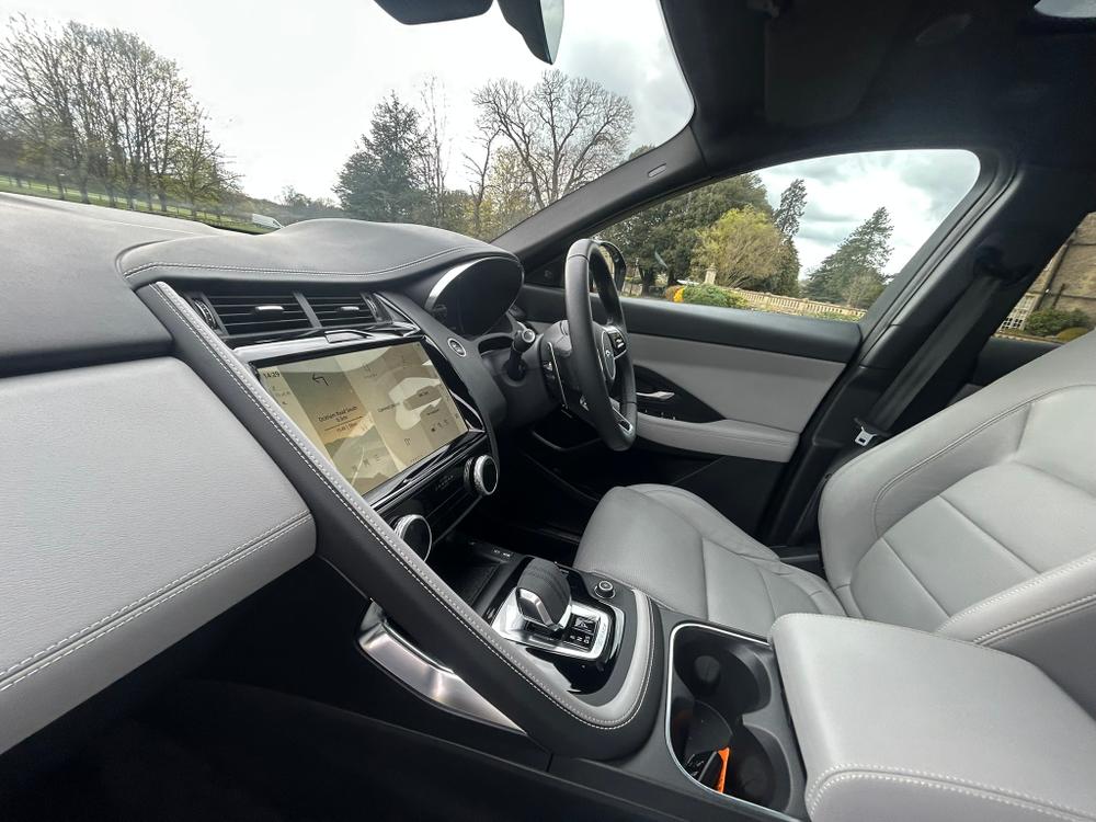 Used Jaguar E-PACE HK24LKV 34