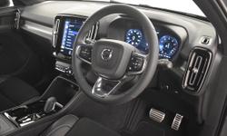 Volvo XC40 Photo 2