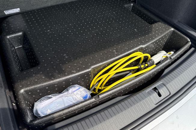 VOLKSWAGEN Tiguan Photo 23
