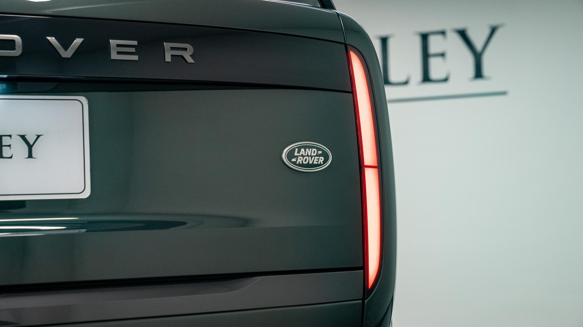 Land Rover RANGE ROVER Photo 753100ac-d94a-460f-af35-27b0e815c839.jpg