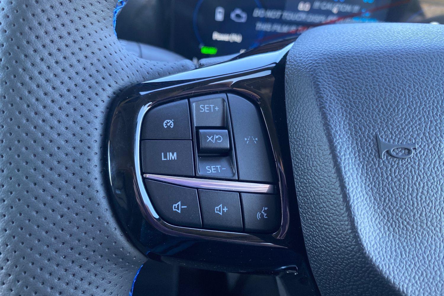 Ford TRANSIT CUSTOM Photo 29