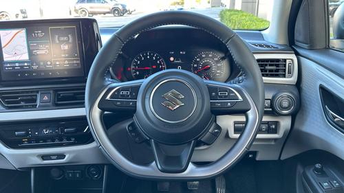 Suzuki Swift Photo 75356c3c-465a-4a7a-b09f-d5bba9daa9b9.jpg
