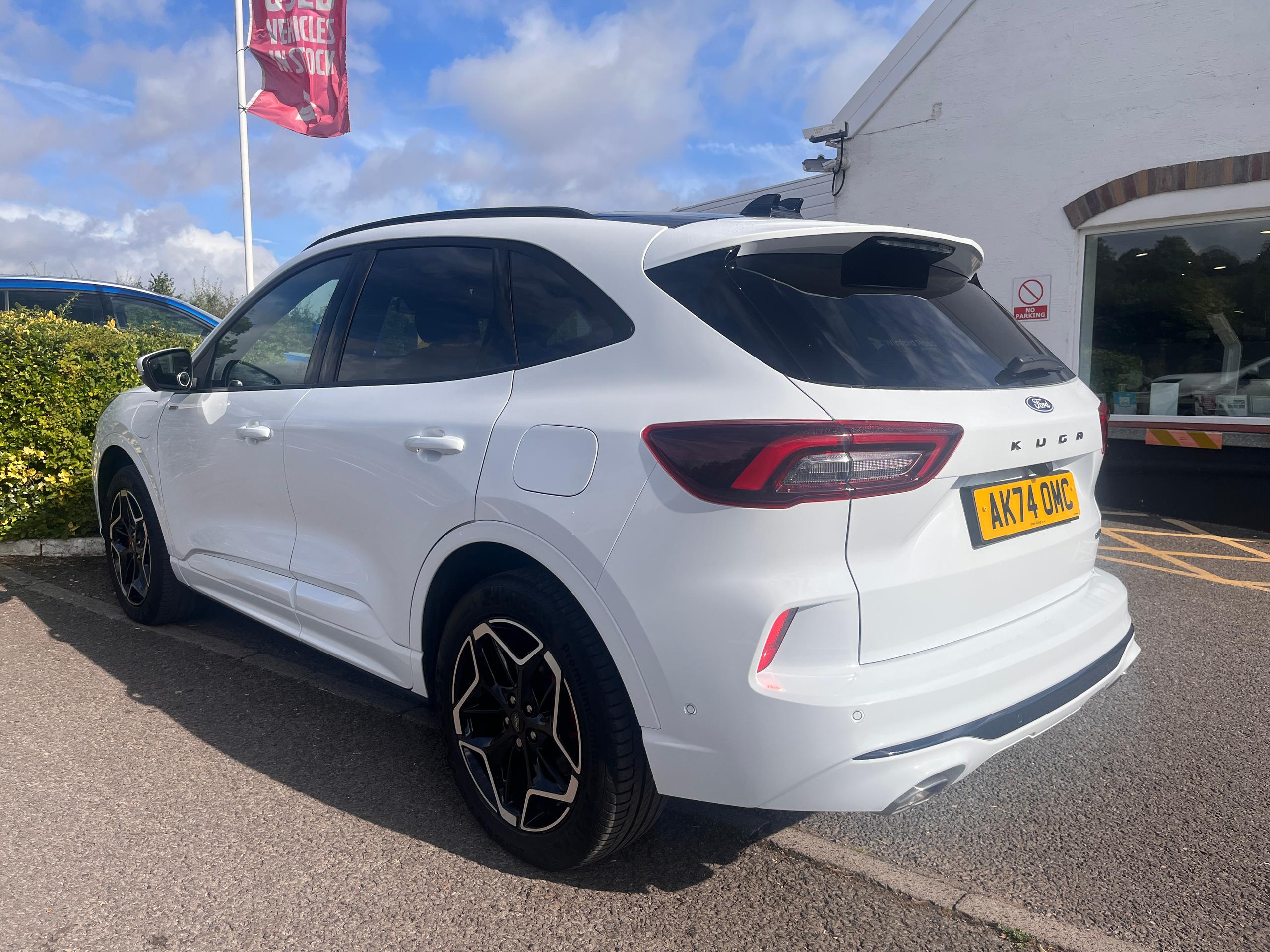Used Ford KUGA AK74OMC 13