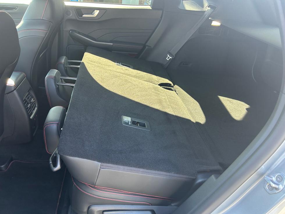 Ford Kuga Photo 757535b4-181d-41b9-9b82-a55f6203861f.jpeg