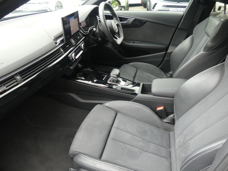 Audi A4 Avant Photo 757d8a74-c6a6-4c4f-976b-04895fa79aa2.jpg