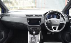 SEAT ARONA Photo 10