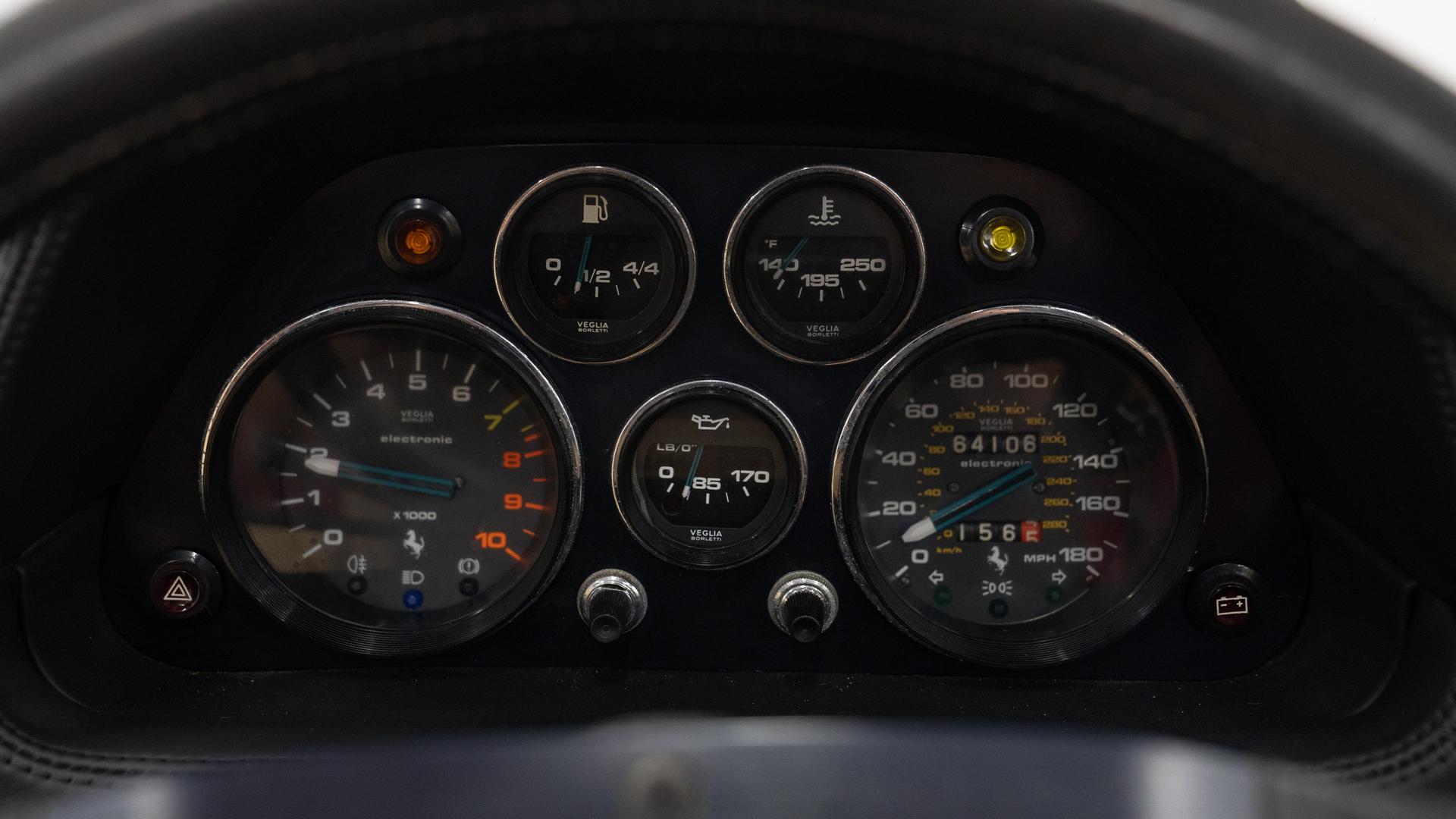 Ferrari 308 Photo 75890002-015d-4eb3-809a-00ebf77003ff.jpg