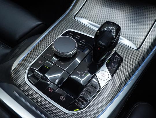 BMW X5 Photo 758a2750-c46e-4cb3-8a7c-82439c98bba3.jpg