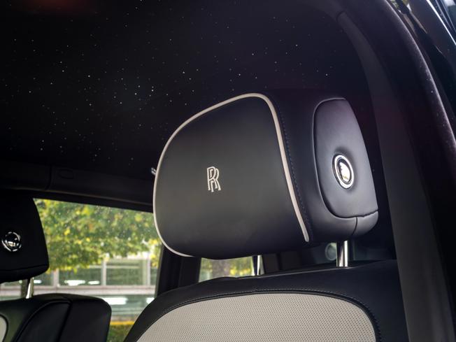 ROLLS-ROYCE Cullinan Series II Photo 21