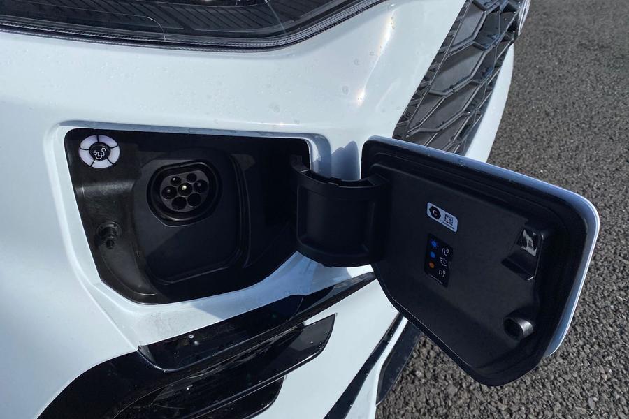 Ford TRANSIT CUSTOM Photo 75a50ca8-caa5-4317-ab70-62d82542edd5.jpg