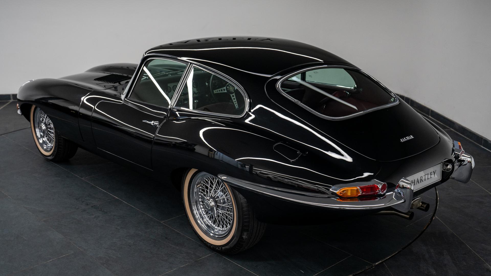 Jaguar E-Type Photo 75e12e71-e232-4712-977f-0d9e8b4caf2e.jpg