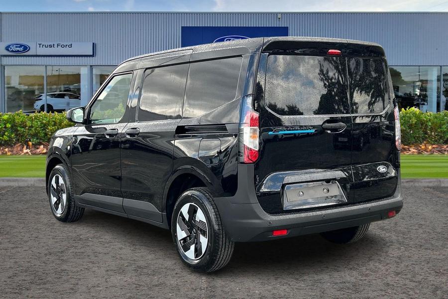 Ford E-TRANSIT COURIER Photo 75fcb409-34e0-4057-bd74-ae7846ac663e.jpg