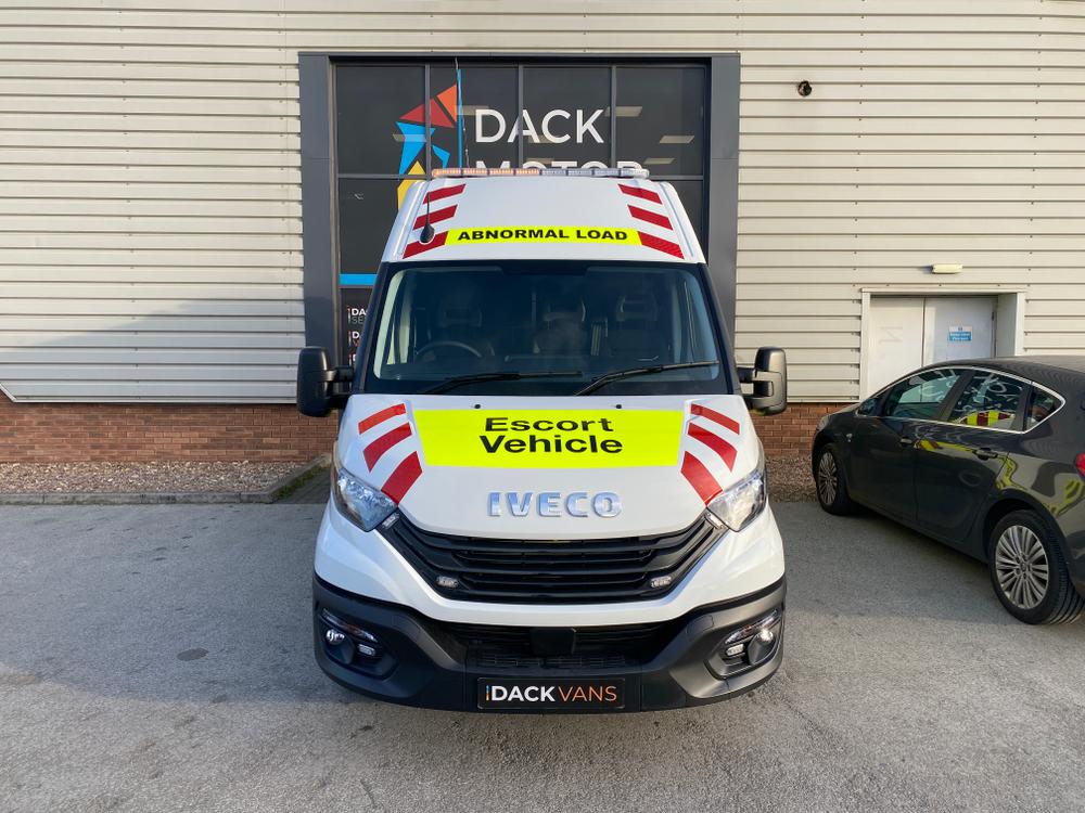 Iveco Daily Heavy Haulage Photo 7601680f-ac69-496f-8ad4-be9ea784be7d.jpg
